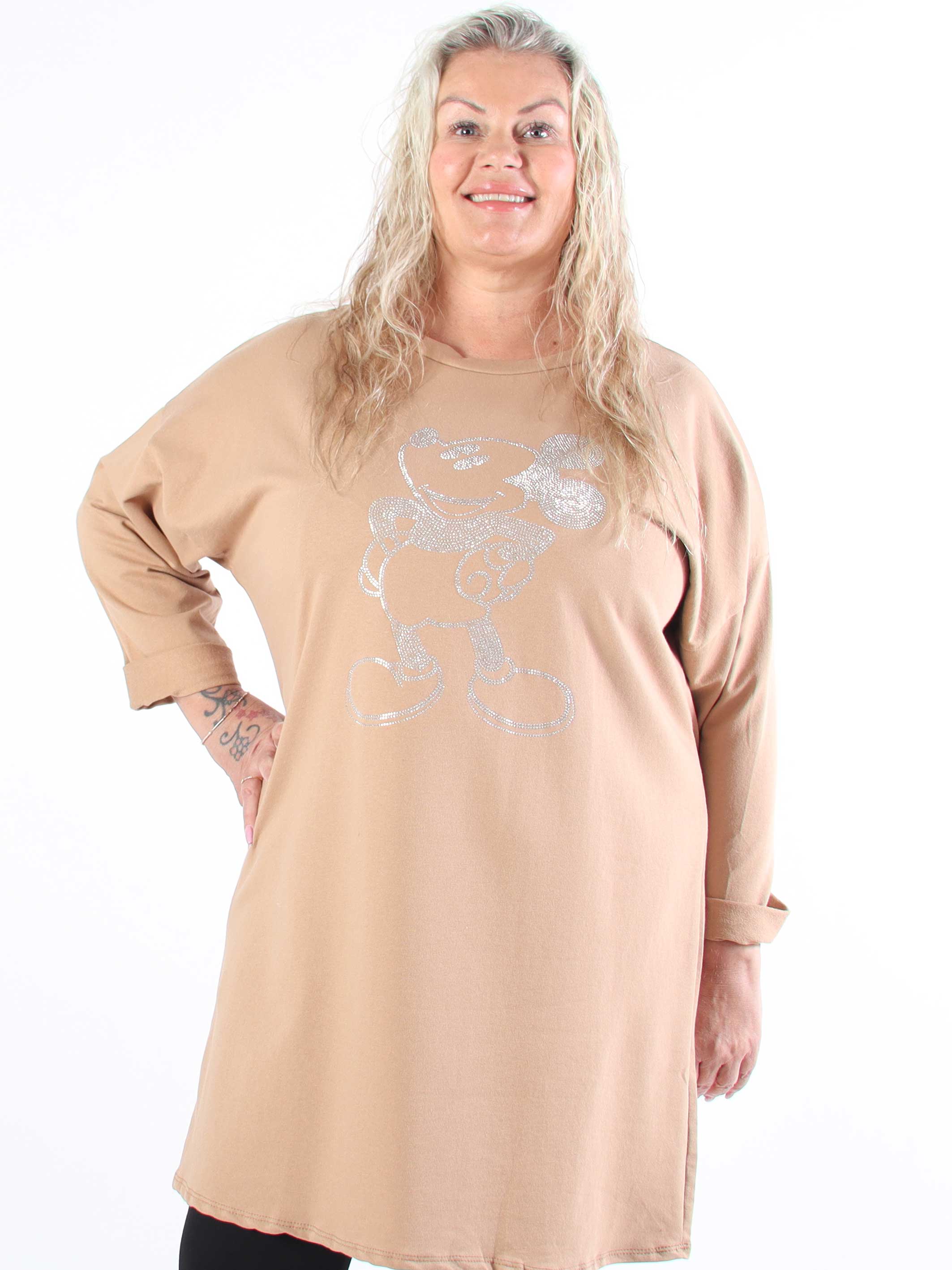 Mickey - Söt joggingklänning i plusstorlek med liknande